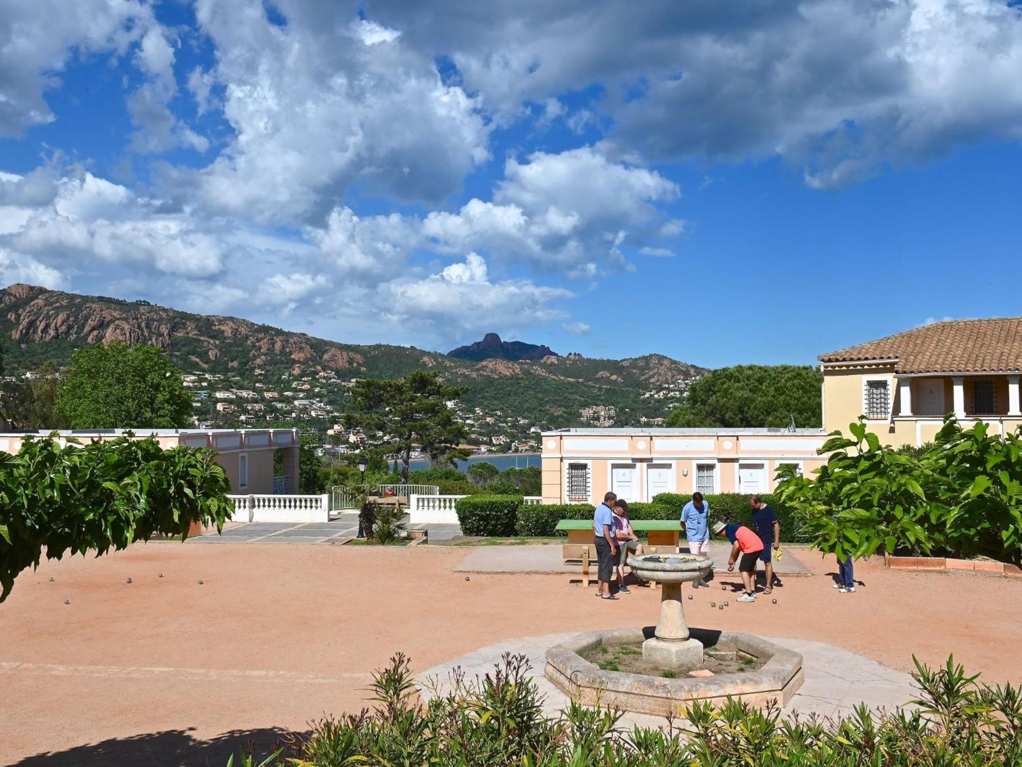 Apartment Village Cap Esterel - Le Village-52 By Interhome Saint-Raphaël Εξωτερικό φωτογραφία